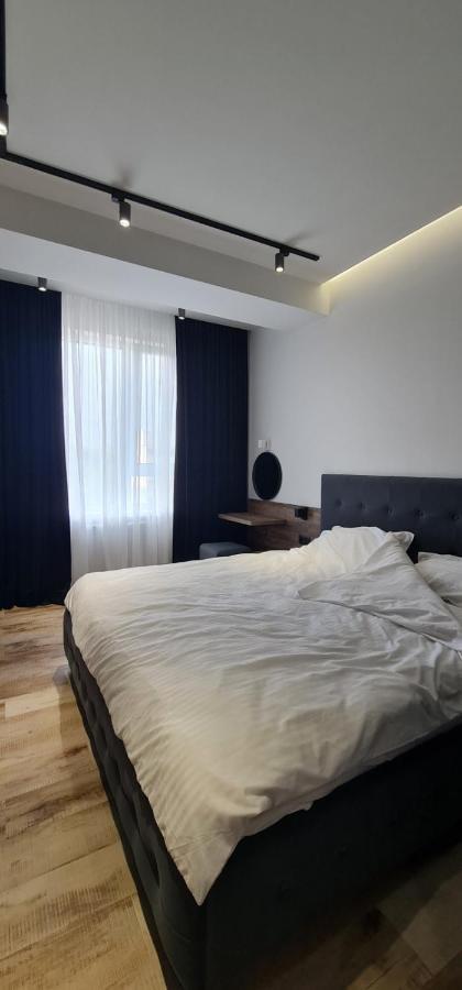 Apartament Oasis-Rent Kiszyniów Zewnętrze zdjęcie