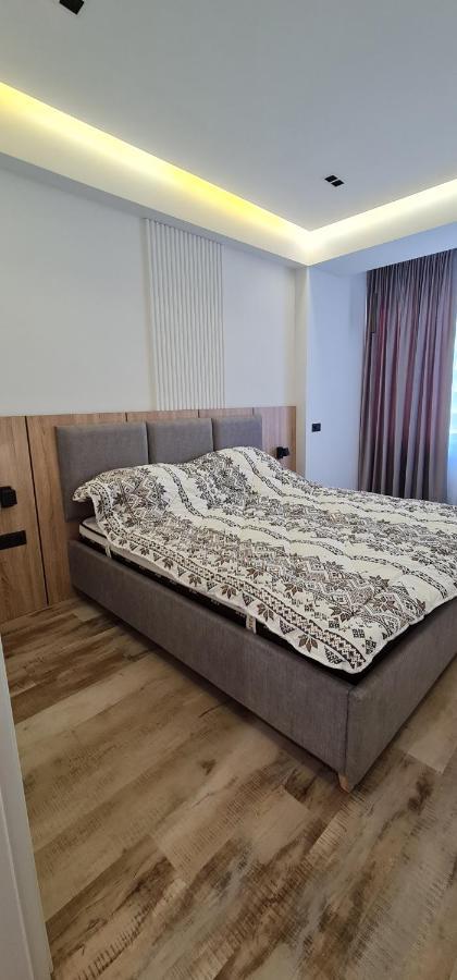 Apartament Oasis-Rent Kiszyniów Zewnętrze zdjęcie
